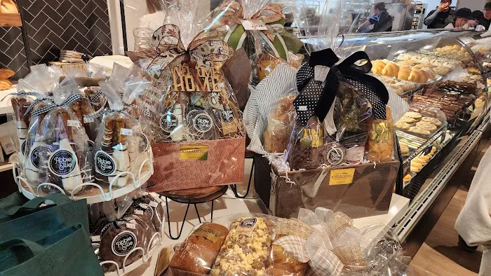 Kneaders Bakery & Cafe Picture 8