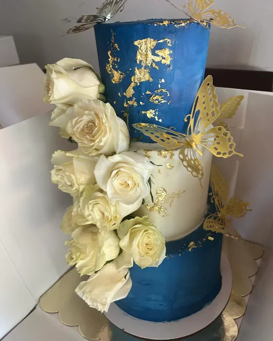 Little Feathers Bakery Picture 3