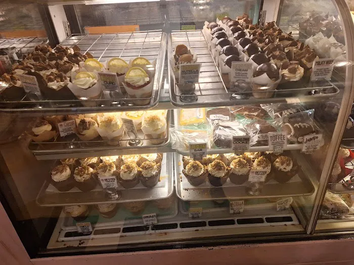 Cravings - Alisha's Cupcakes Picture 3