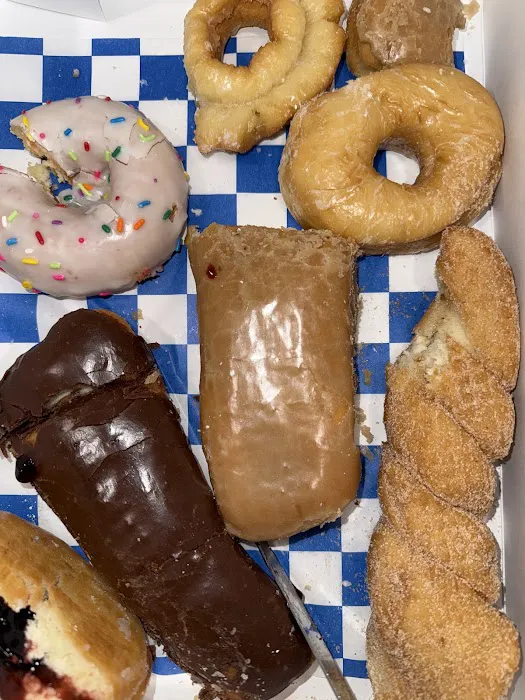 Daylight Donuts Picture 1