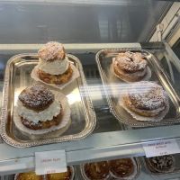 Eliane French Bakery ico
