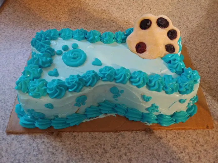 Roxy & Mya's Dog Bakery Picture 8