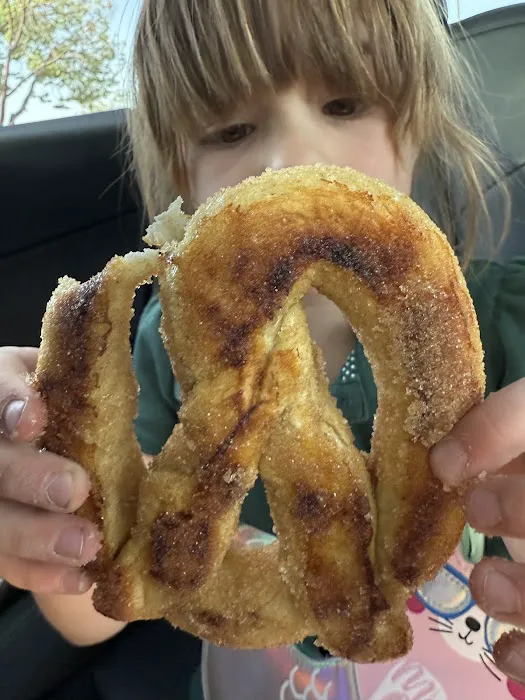 Auntie Anne's - University Place Mall - Orem Picture 5