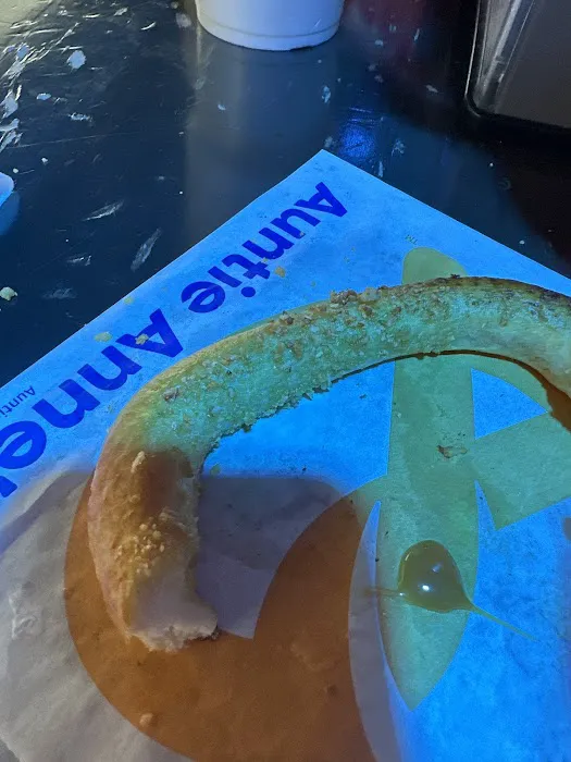 Auntie Anne's - University Place Mall - Orem Picture 1