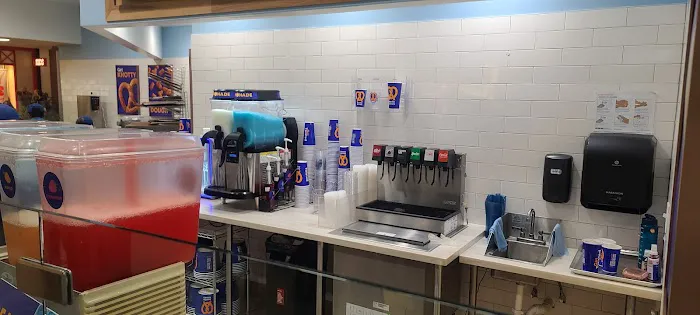 Auntie Anne's - University Place Mall - Orem Picture 7