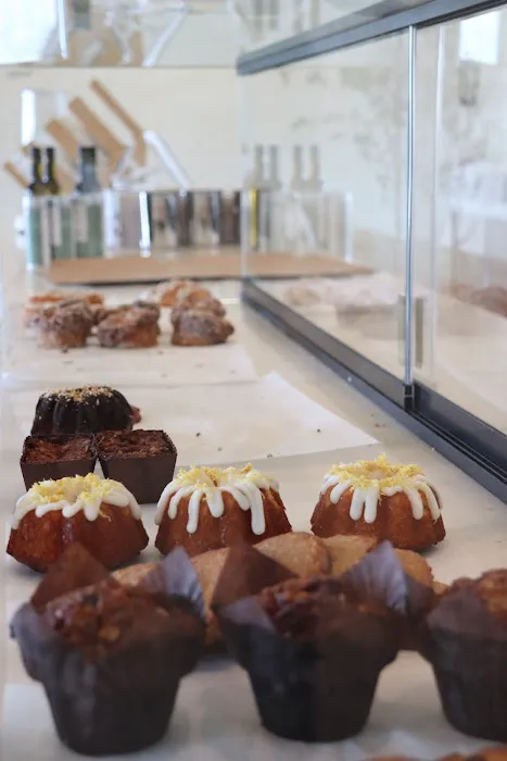Aubergine Bakery Picture 7