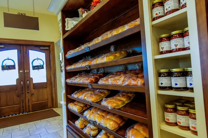 Shirley's Bakery & Cafe Picture 5