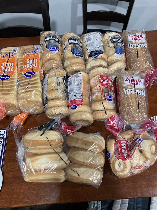 Franz Bakery Outlet Picture 3