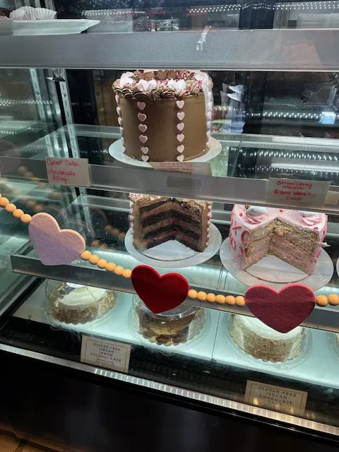 Enliten Bakery & Cafe Picture 1