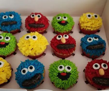 Party Cakes by Pamela