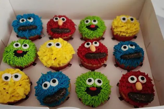 Party Cakes by Pamela