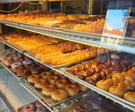 Hole-N-One Donuts & Bagels
