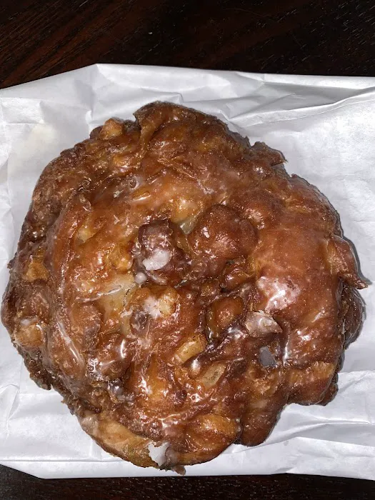 Hole-N-One Donuts & Bagels Picture 10