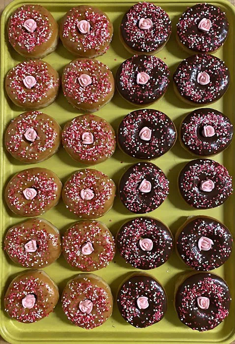 Miss Donuts Picture 3