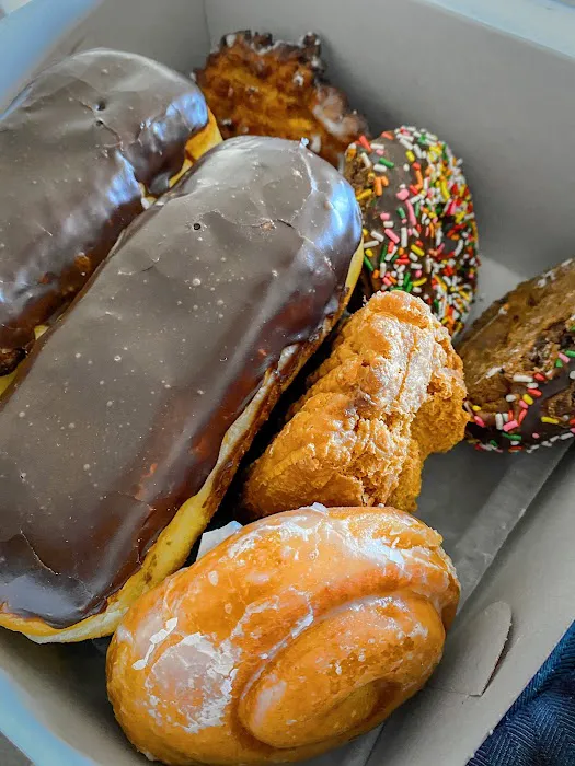 Vista Doughnuts Picture 6