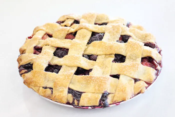 Love, Dreams & Pie Picture 2