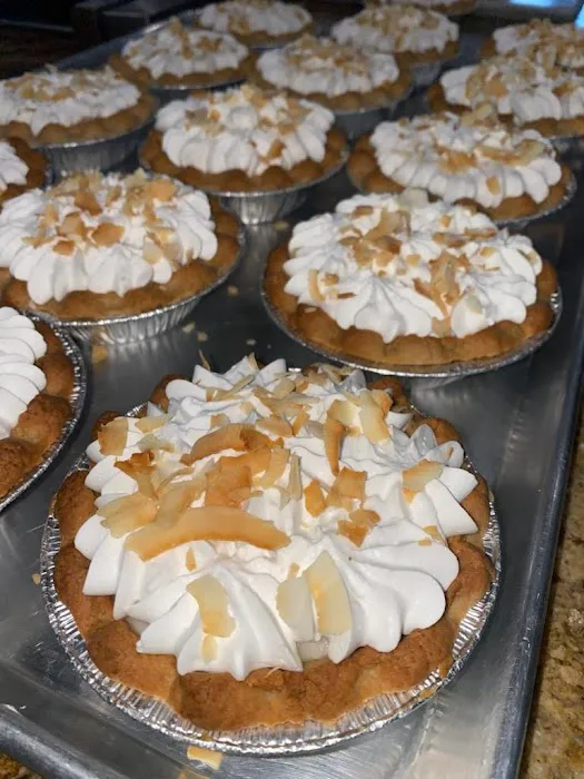 Love, Dreams & Pie Picture 7