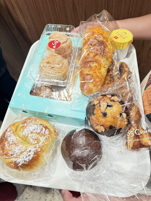 85°C Bakery Cafe - Temecula Picture 9