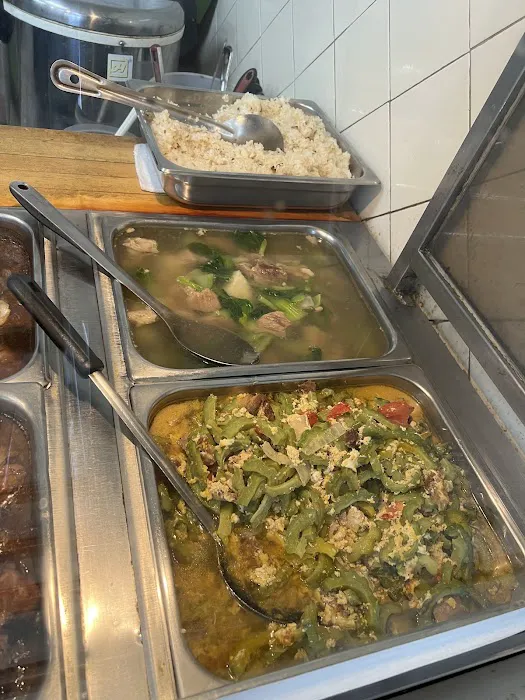 Cora's Bakery & Restaurant Picture 10