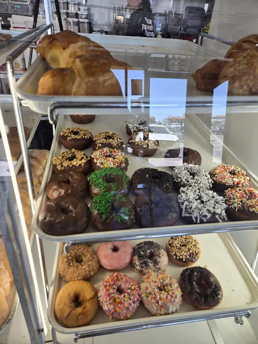 Sweet Daze Donut & Boba Picture 9