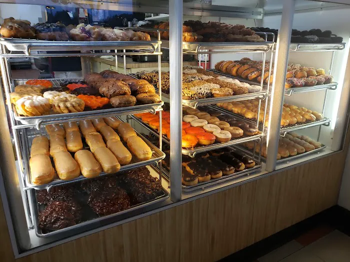 Pam's Donuts Picture 10