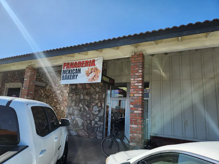 Anguiano's Bakery Picture 1