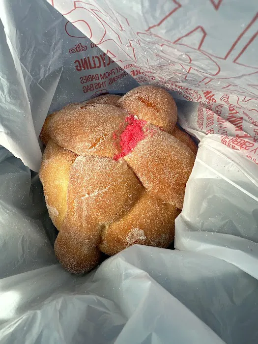 Anguiano's Bakery Picture 5