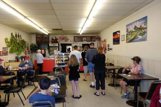 Jacky's Donut Hut
