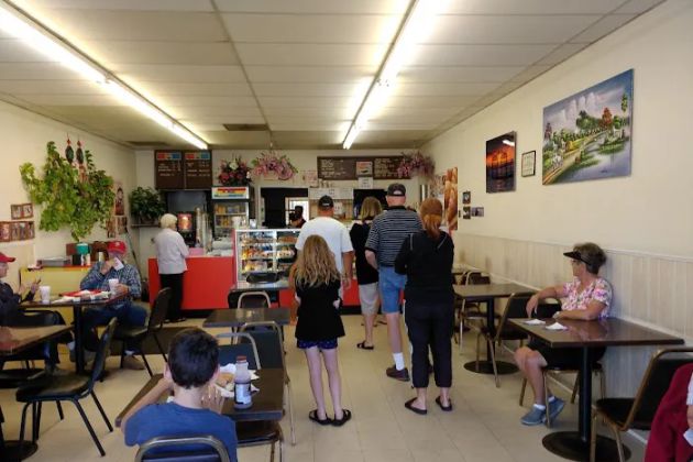 Jacky's Donut Hut