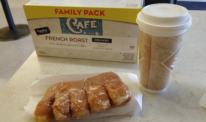 Jacky's Donut Hut Picture 9