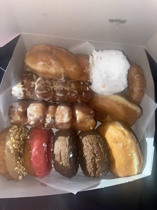 Homeland Donuts & Coffee Picture 4