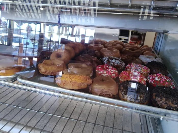 Homeland Donuts & Coffee Picture 6