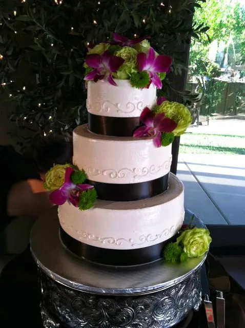 Cakes to Celebrate Picture 6