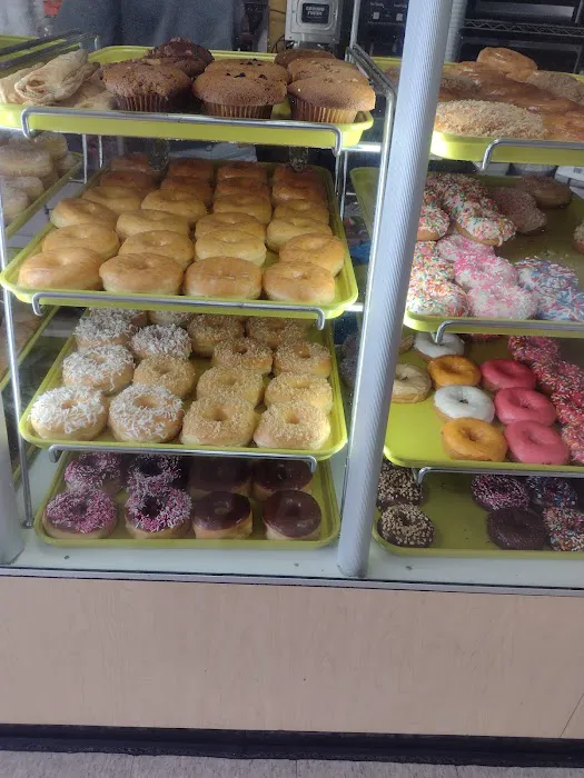 Highway 74 Donuts Picture 6