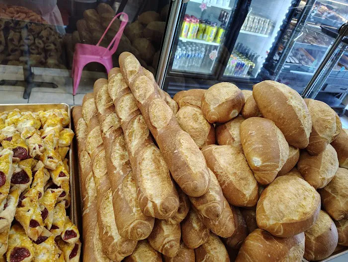 El encanto bakery Picture 7