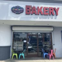 El encanto bakery ico