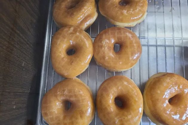 Raised Donuts & Bagels