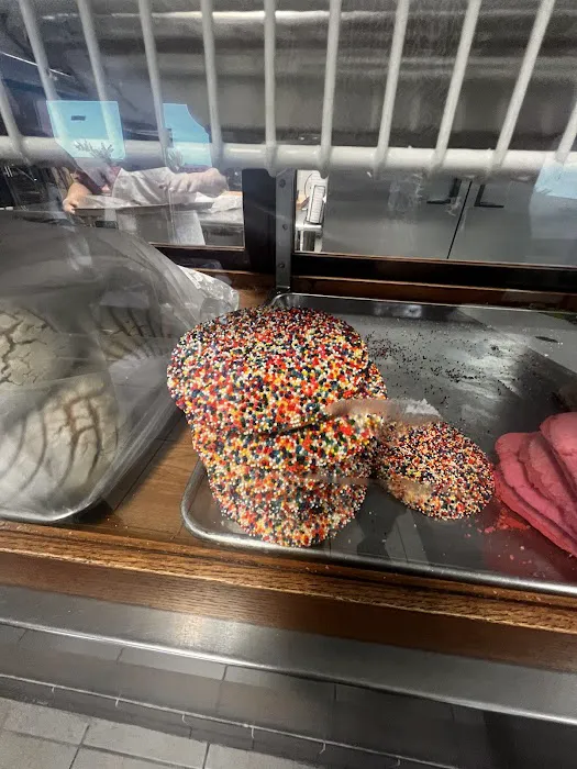 Panaderia Las Conchitas Picture 5