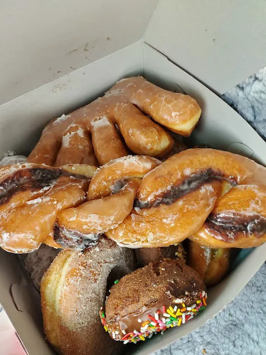 Vista Donuts Picture 8