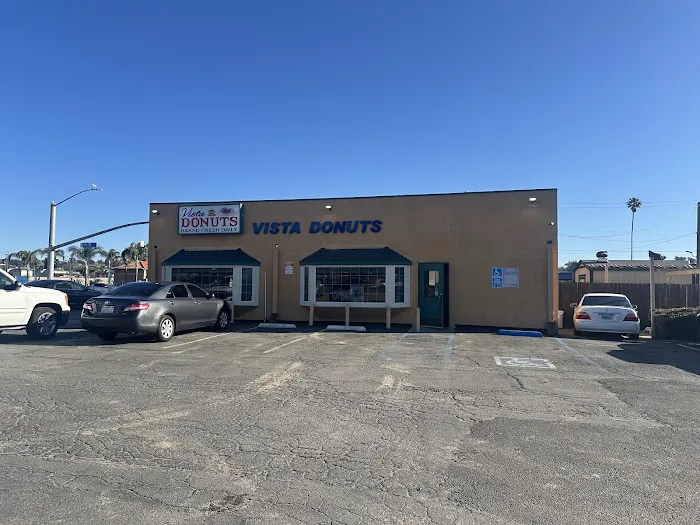 Vista Donuts Picture 7