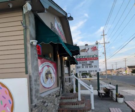 Ferrara's Island Bakery