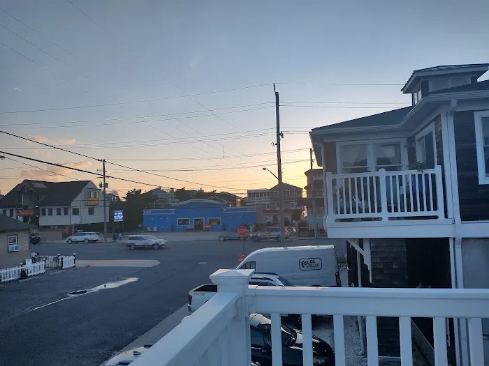 Ferrara's Island Bakery Picture 5