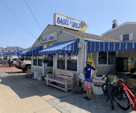 Spray Beach Bagel N Grill