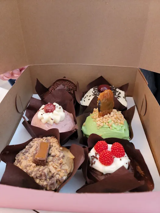 The Sugar Mouse Cupcake House Picture 5