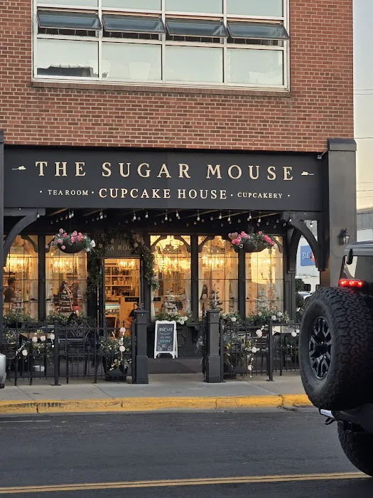 The Sugar Mouse Cupcake House Picture 8