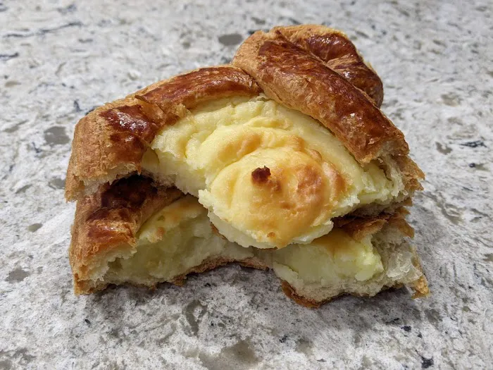 Lepidor Bakery Picture 8
