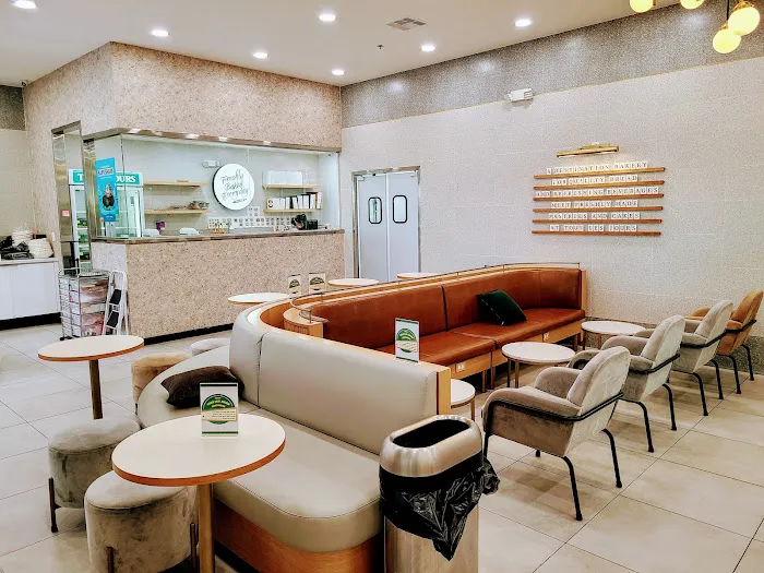 Tous Les Jours Cafe Picture 9