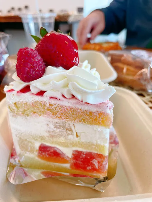 Crown Bakery Picture 7