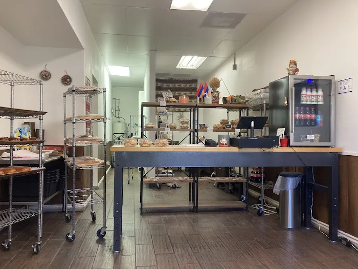 Arevik Bakery Picture 8