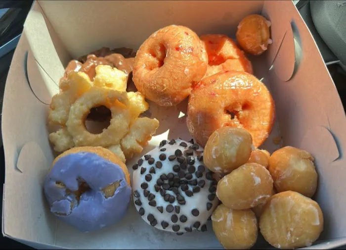 SUNRISE DONUTS Picture 1